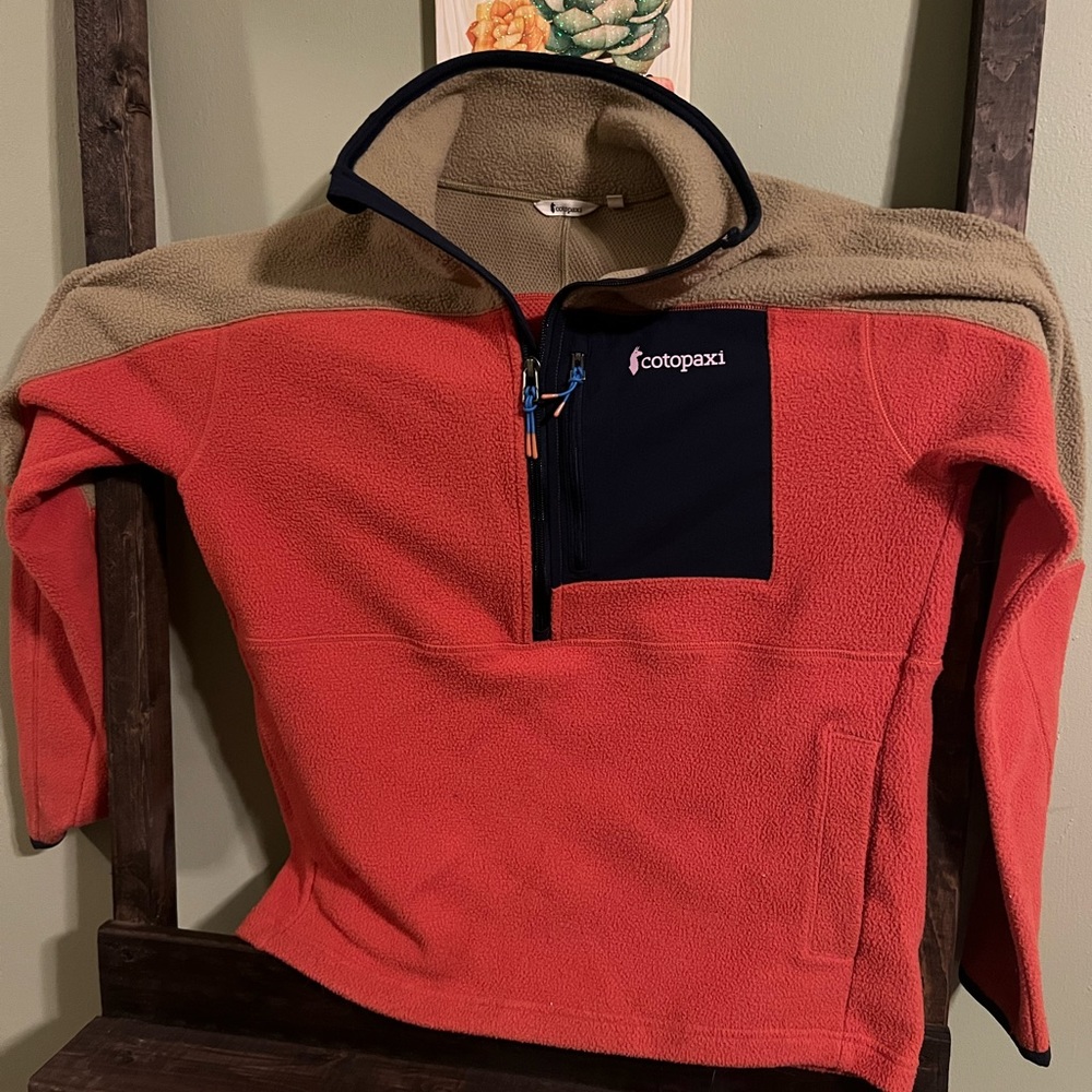 Cotopaxi fleece pull over